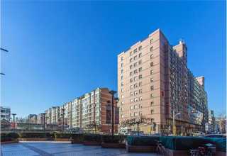 上海触摸一体机医院接待室